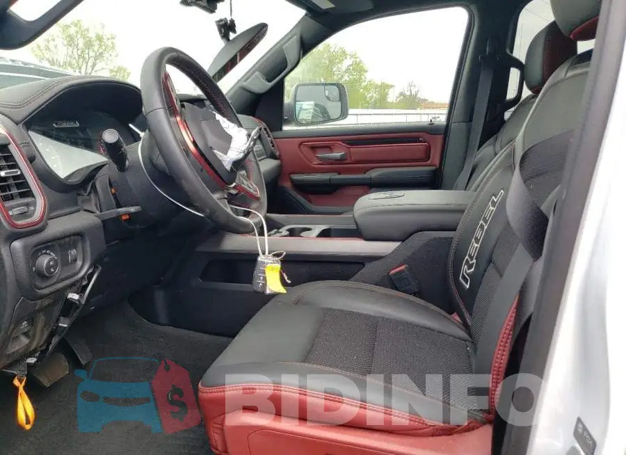 1C6SRFLT0NN312862 Photo# 7
