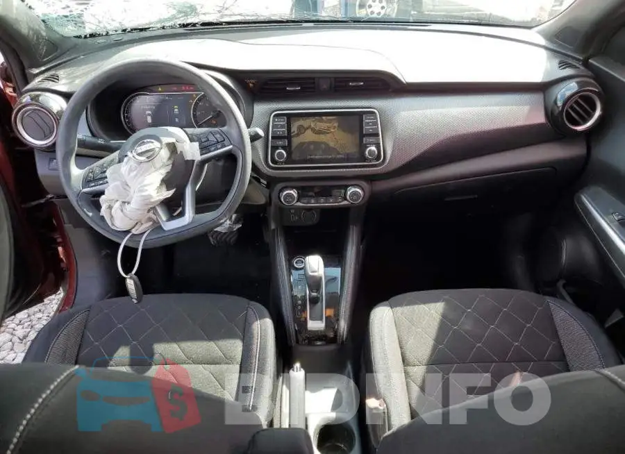 3N1CP5CU4JL544304 Photo# 8