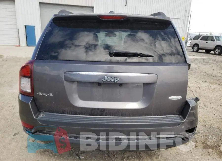 1C4NJDEB9GD662893 Photo# 6