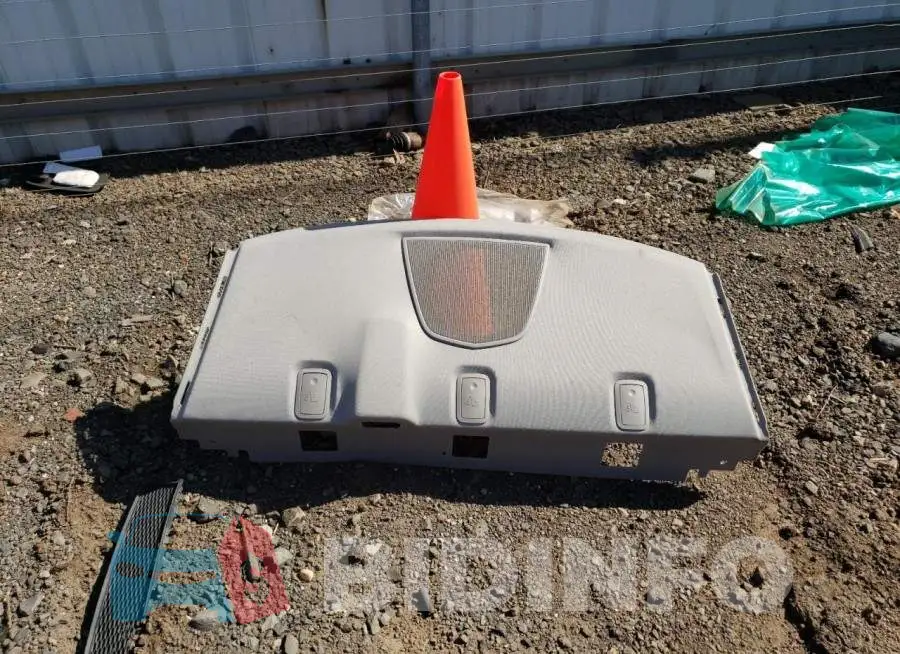 1G6AA5RA4E0113857 Photo# 12