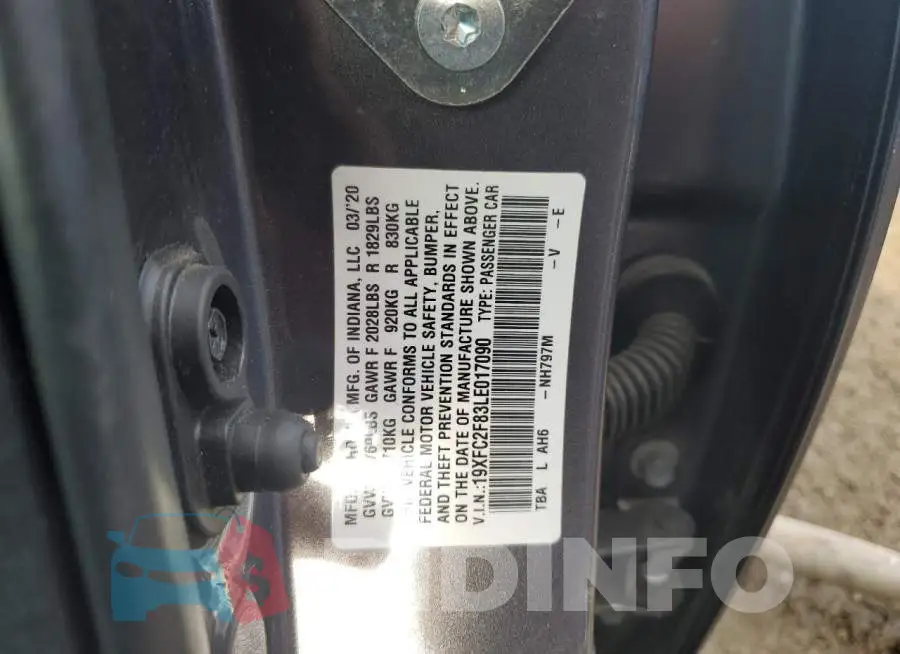 19XFC2F83LE017090 Photo# 12