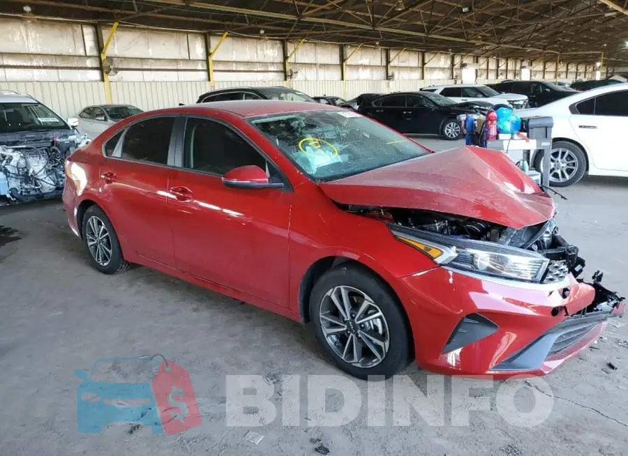 3KPF24AD1PE572175 Photo# 4