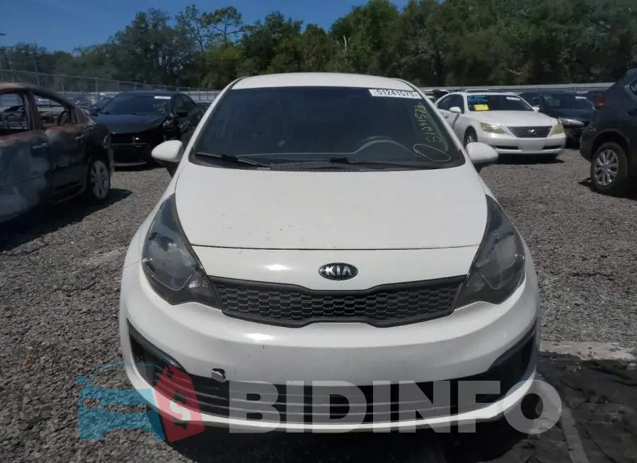 KNADM4A32G6639765 Photo# 5