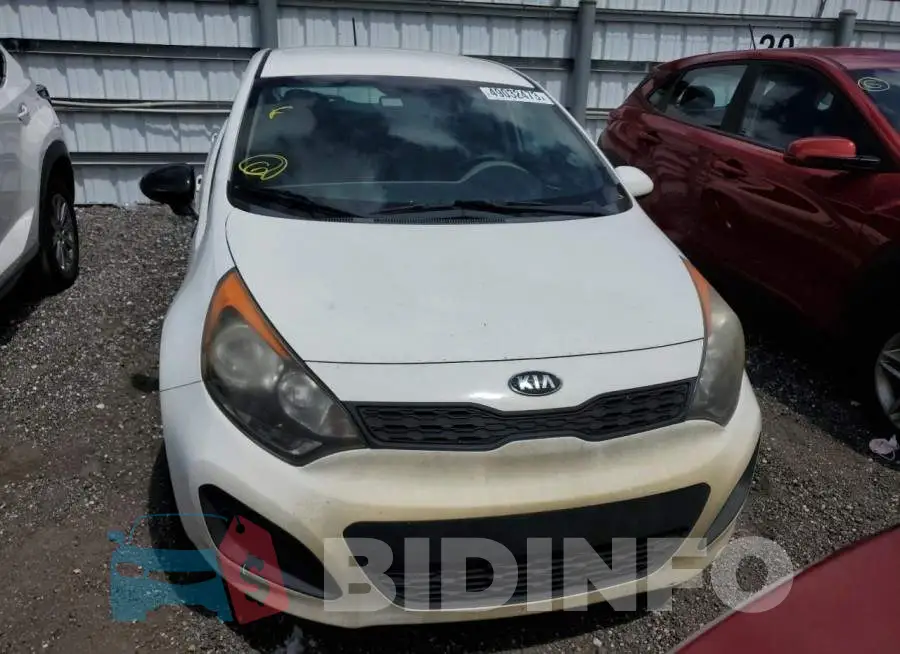 KNADM5A33F6515962 Photo# 5