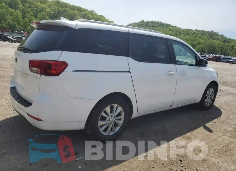 KNDMB5C1XH6229629 Photo# 3
