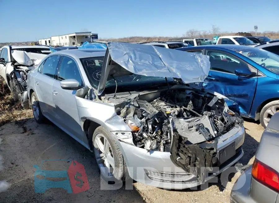 1VWBN7A34EC121368 Photo# 4