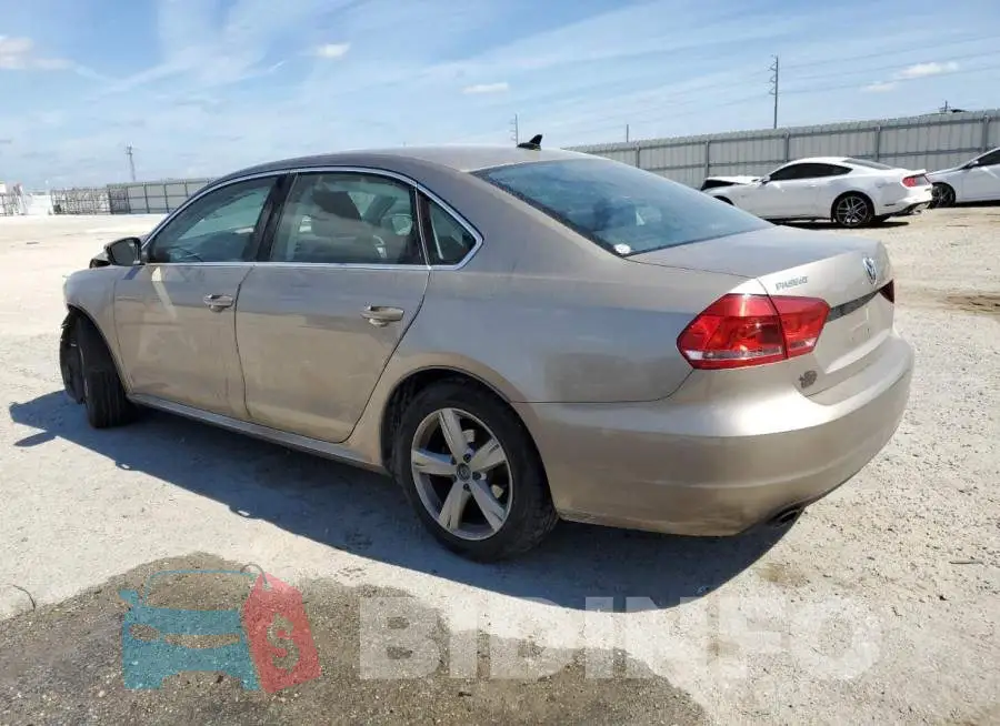 1VWBS7A33FC016069 Photo# 2