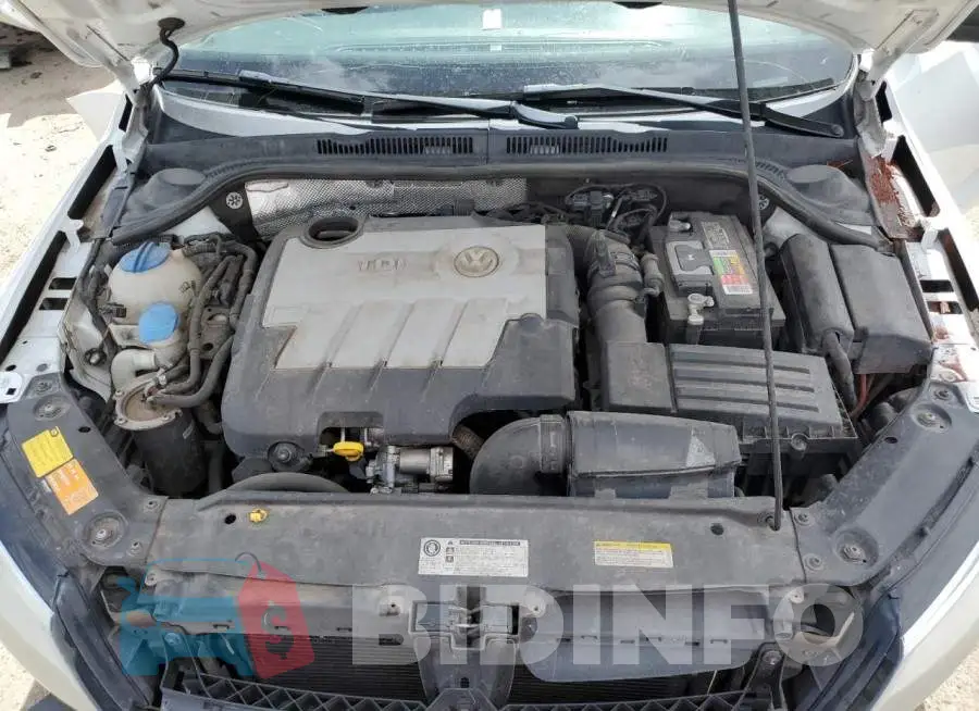 3VW3L7AJ6EM325094 Photo# 11