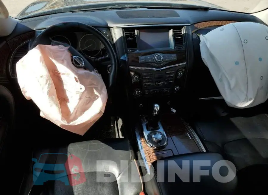 JN8AY2NC8H9509518 Photo# 8