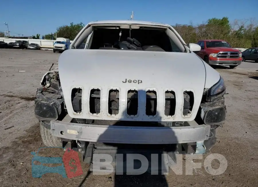 1C4PJLCB2FW730380 Photo# 5