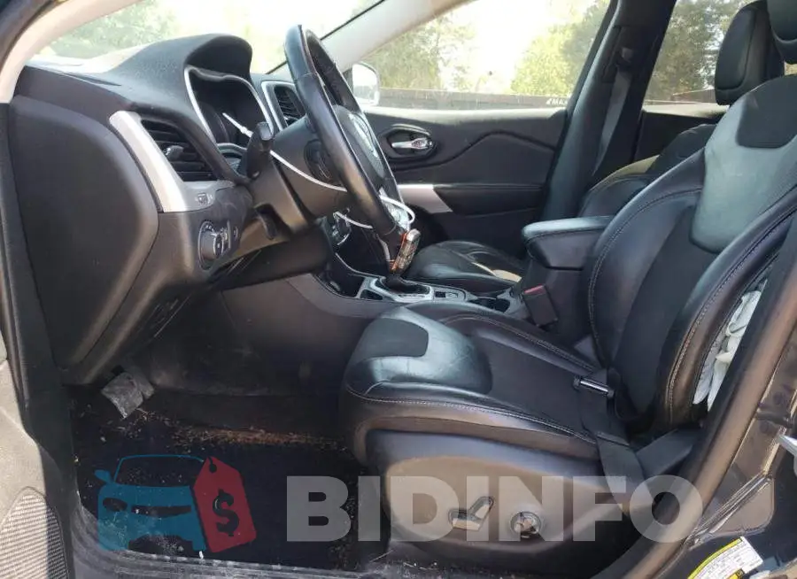1C4PJLLB1JD577544 Photo# 7