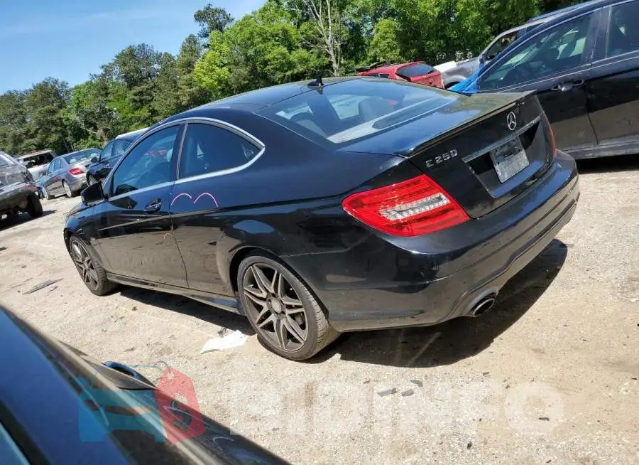 WDDGJ4HB0EG182781 Photo# 2
