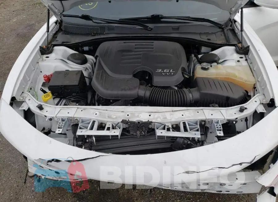 2C3CDXHG3LH252955 Photo# 11