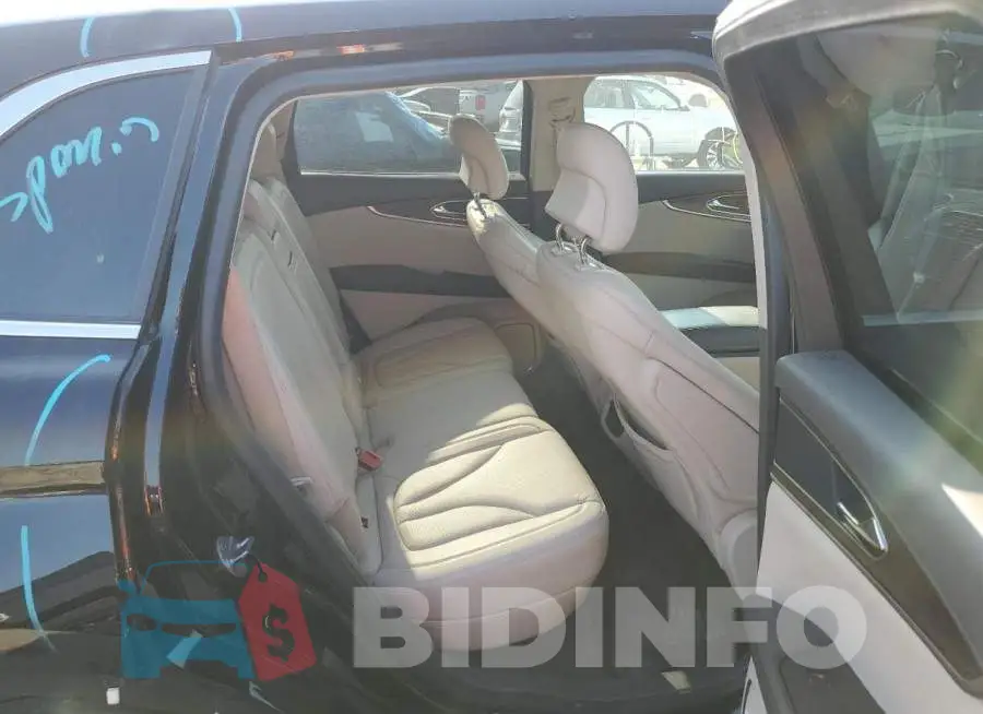 2LMPJ8LP2JBL36624 Photo# 11