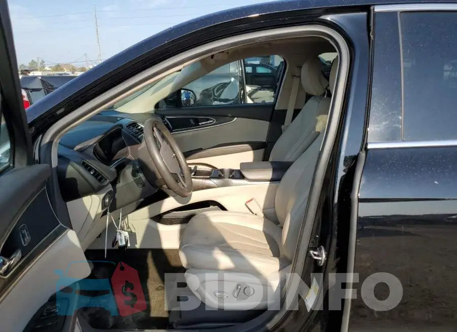 2LMPJ8LP2JBL36624 Photo# 7