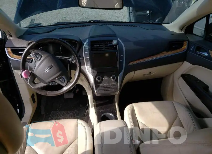 5LMCJ2D97GUJ15933 Photo# 8