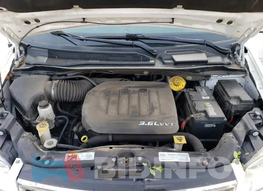 2C4RC1BG7FR715032 Photo# 12