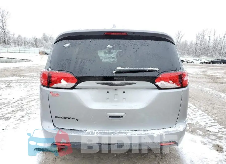 2C4RC1FG3JR361884 Photo# 6
