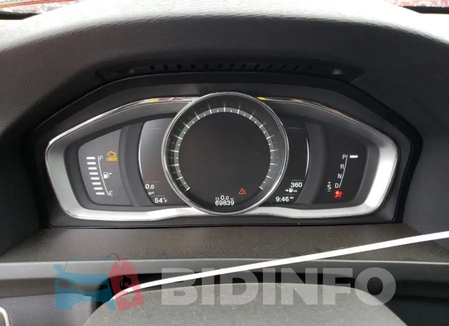 LYV402TK1HB130443 Photo# 9