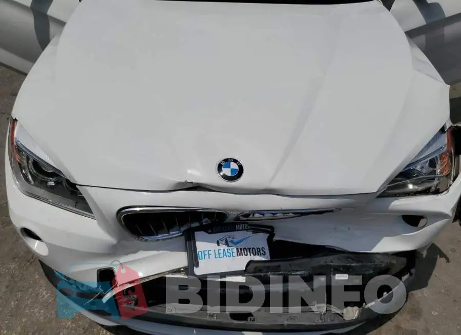 WBAVM1C59FV317937 Photo# 12