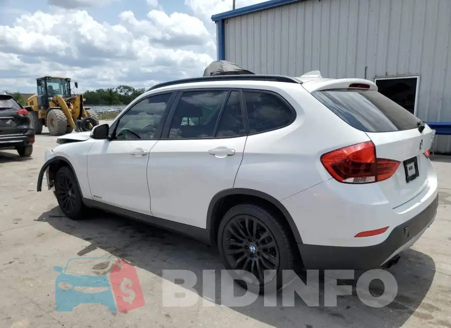 WBAVM1C59FV317937 Photo# 2