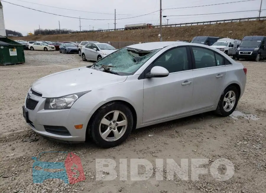 1G1PC5SB3E7125843 Photo# 1