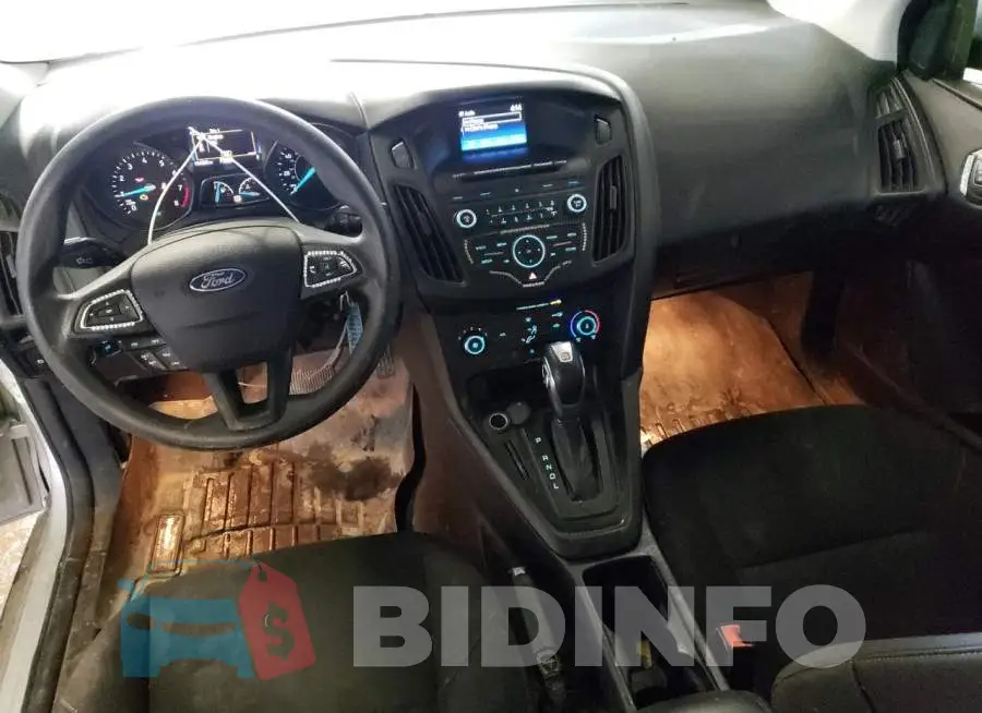 1FADP3F21FL327317 Photo# 8