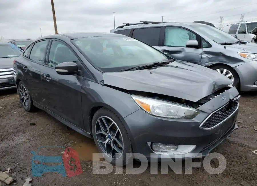 1FADP3F24GL375783 Photo# 4