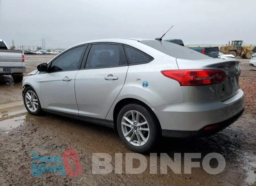 1FADP3F2XJL229945 Photo# 2