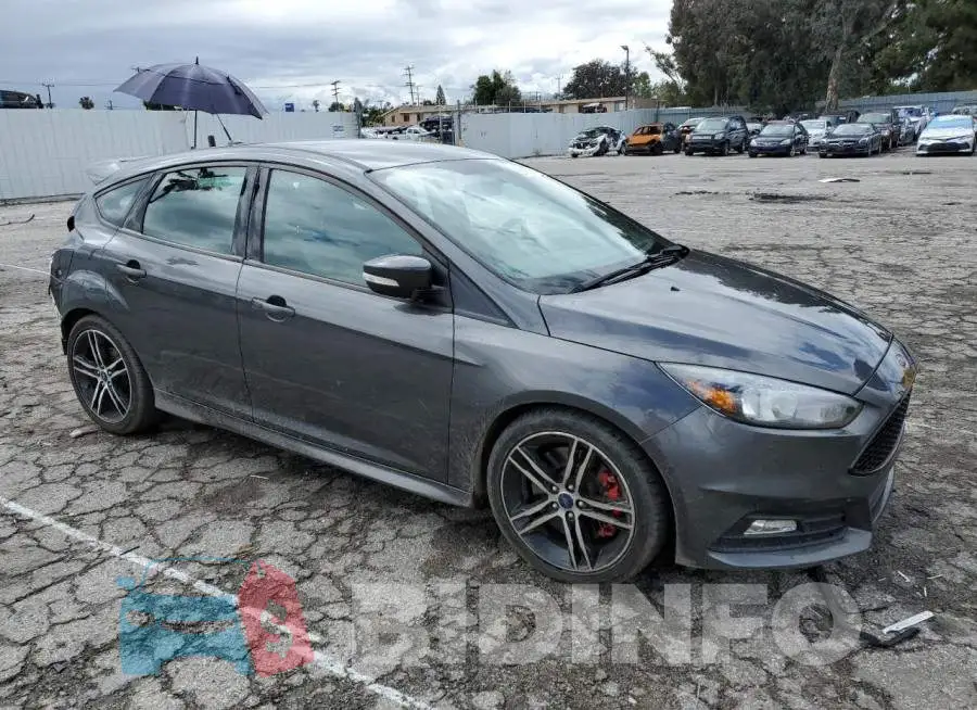 1FADP3L92GL362189 Photo# 4