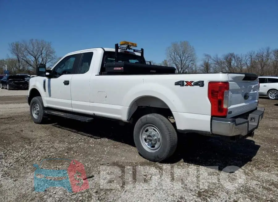 1FT7X2B66HEC91710 Photo# 2