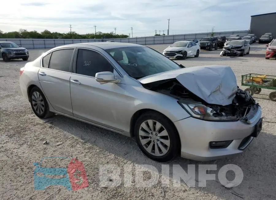 1HGCR2F89FA184676 Photo# 4