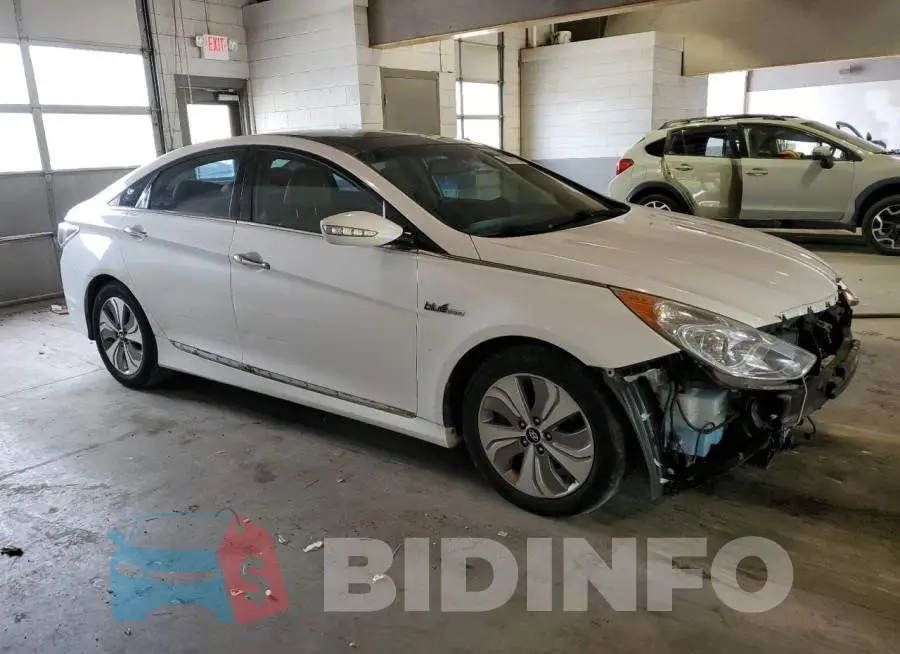 KMHEC4A49EA112749 Photo# 4