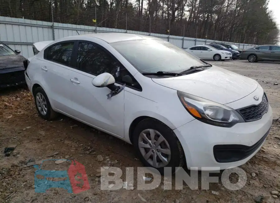 KNADM4A35F6422127 Photo# 4