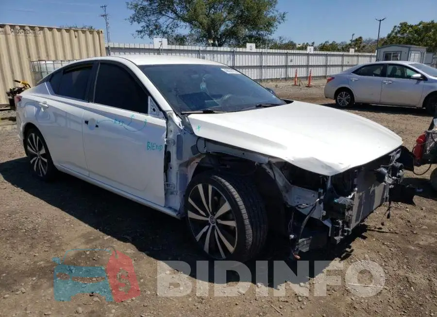 1N4BL4CV6KC116633 Photo# 4