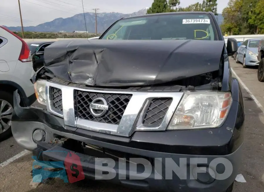 1N6BD0CT4GN755472 Photo# 5