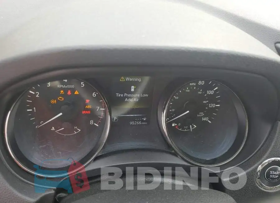 JN1BJ1CRXHW103010 Photo# 9