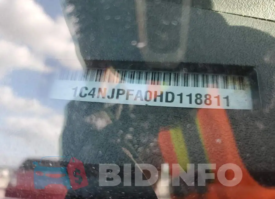 1C4NJPFA0HD118811 Photo# 14