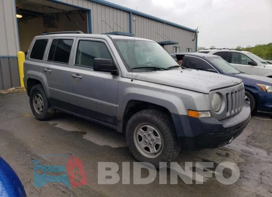 1C4NJRBB7ED865389 Photo# 4