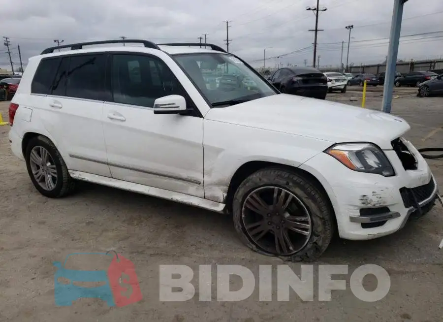 WDCGG5HB5FG352739 Photo# 4