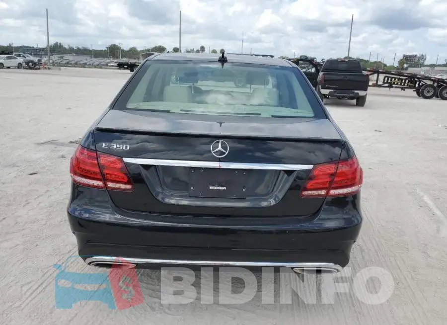WDDHF5KB3GB271135 Photo# 6