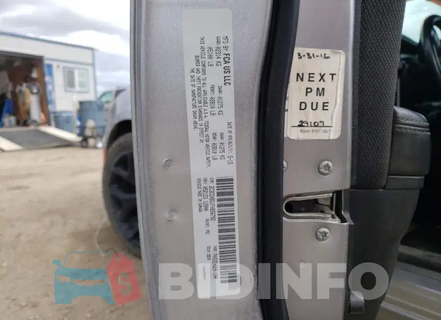 2C3CDXBG1FH856792 Photo# 12