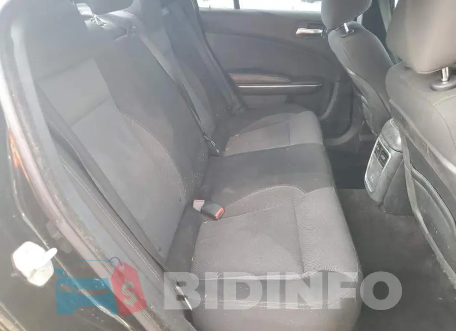 2C3CDXBG2FH881295 Photo# 10