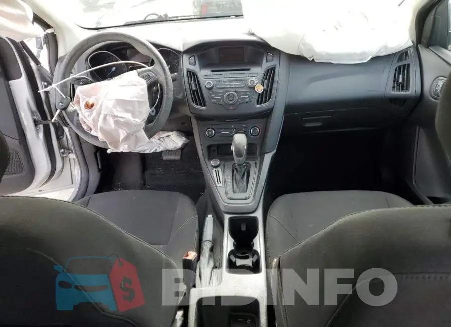 1FADP3E22HL209667 Photo# 8
