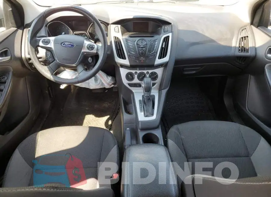 1FADP3F22EL422323 Photo# 8