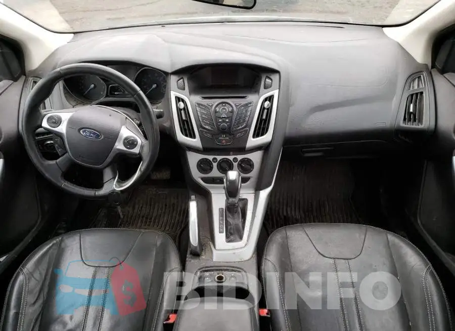 1FADP3F28EL130739 Photo# 8