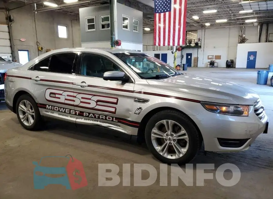 1FAHP2H82FG167535 Photo# 4