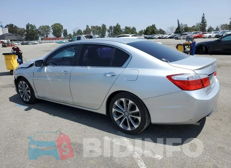 1HGCR2F57FA171513 Photo# 2