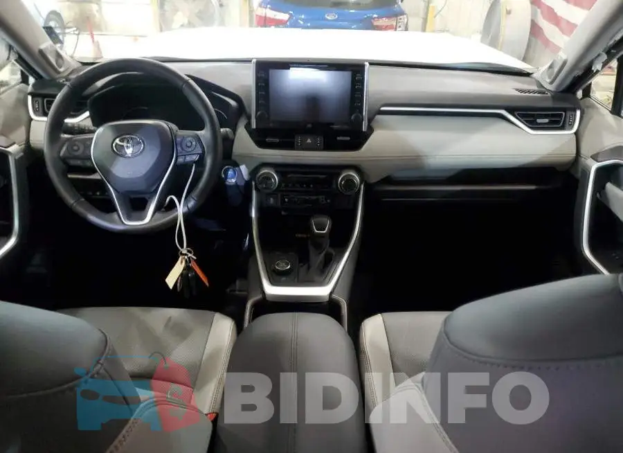 4T3D6RFV6NU088174 Photo# 8