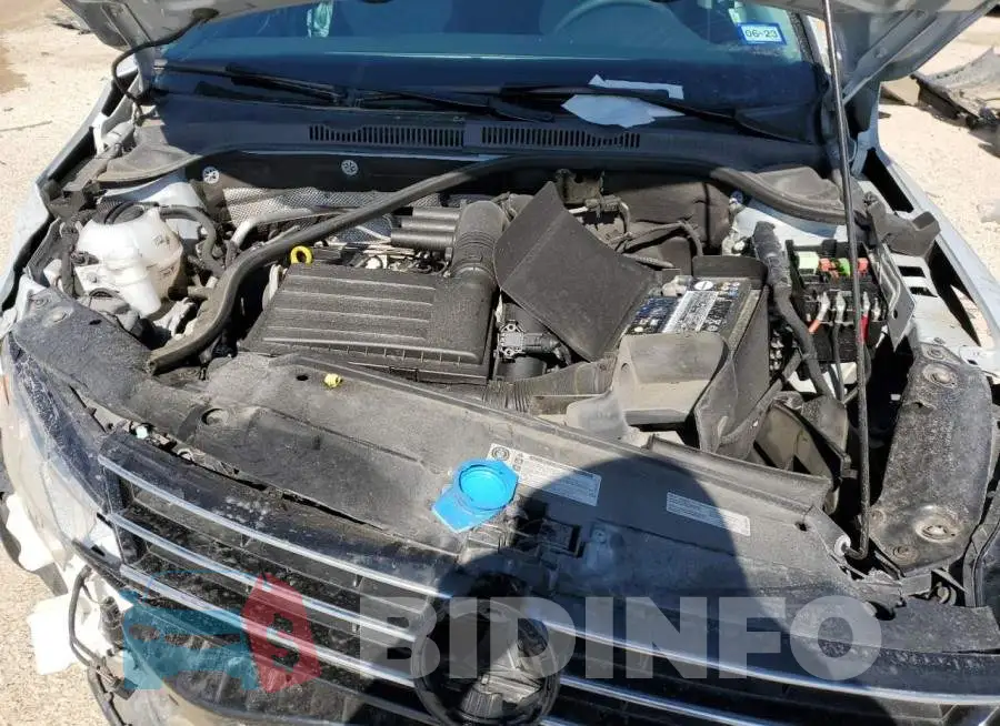 3VW167AJ8HM334950 Photo# 11